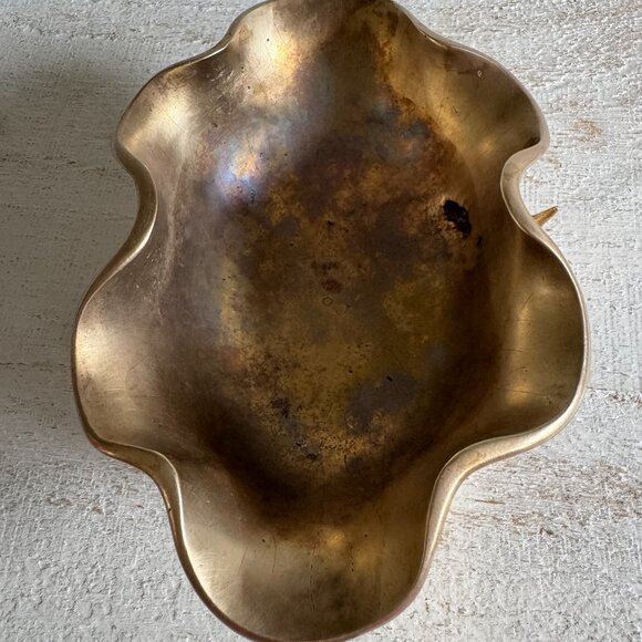 Vintage Brass Lilly Pad with Crane Bird Brass Bowl - Picture 6 of 13